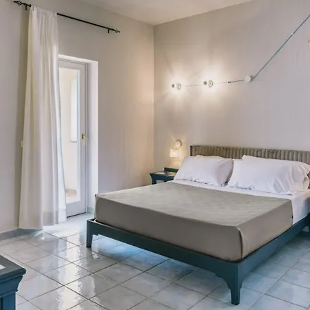Mangia's Hotel 4*